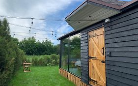 Tu&Ya Cabins